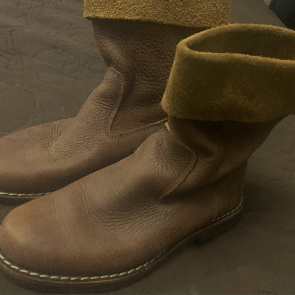 Roots tribe roll over booties women’s size 6